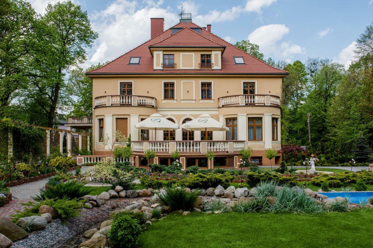 Apartamento Palac Ogrodowa Tarnowskie Góry Exterior foto